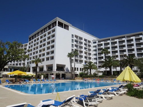 Taxi from Faro Airport to Alfamar Beach & Sport Resort