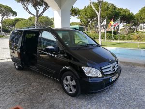 Taxi from Faro Airport to Praia da Rocha