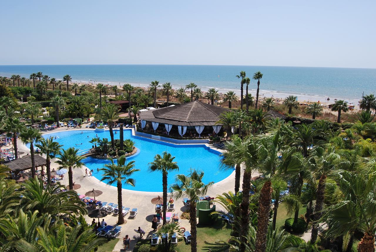 Taxi from Faro Airport to Estival Islantilla