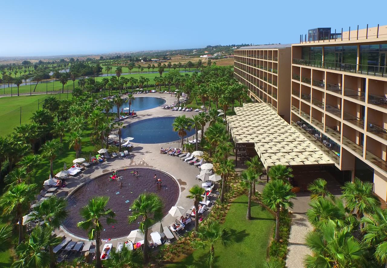 Taxi from Faro Airport to Hotel Salgados Palace