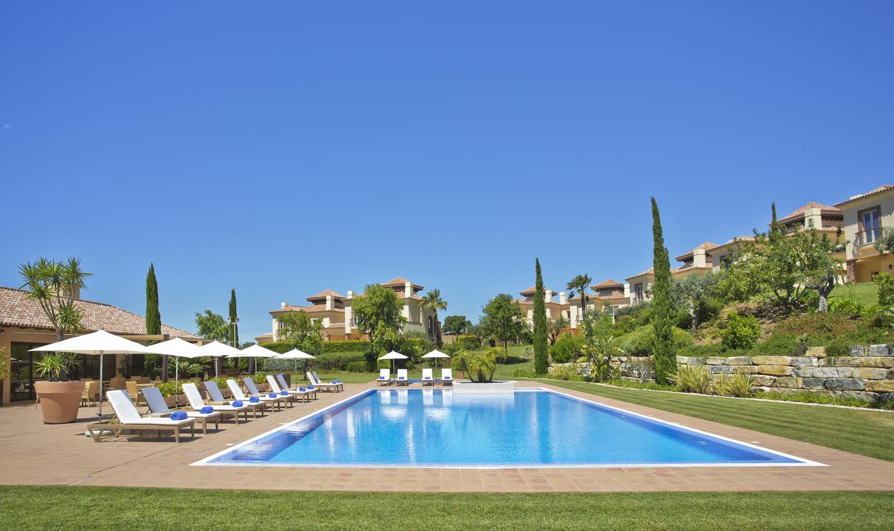 Taxi from Faro Airport to Monte Rei Golf Resort