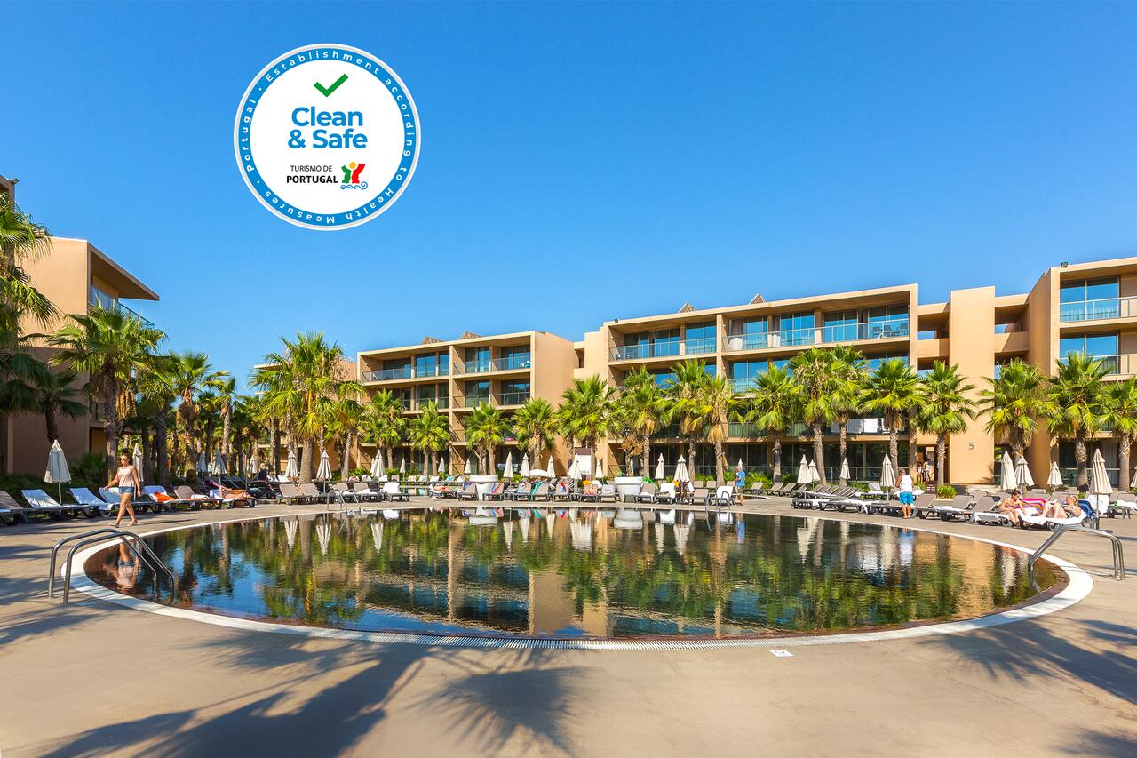 Transferts de l'aéroport de Faro à l'hôtel Salgados Palm Village
