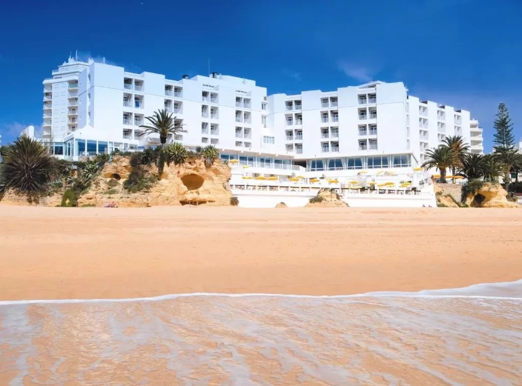 Holiday Inn Algarve Transfers